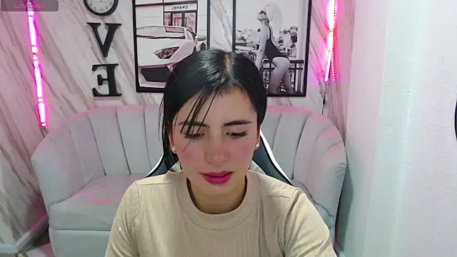  samantha b online show from January 18, 2025, 6:53 pm