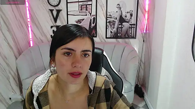  samantha b online show from January 25, 2025, 12:37 pm