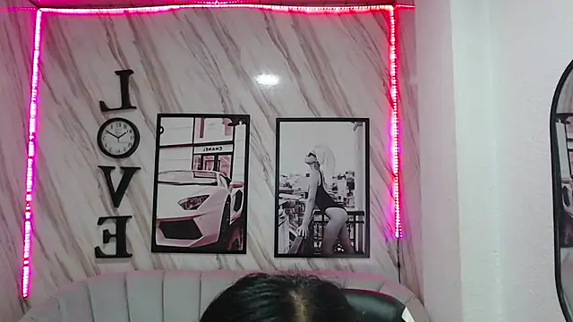  samantha b online show from January 27, 2025, 3:50 pm