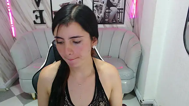  samantha b online show from January 27, 2025, 6:52 pm