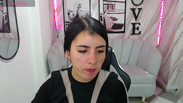  samantha b online show from February 28, 2025, 12:52 pm