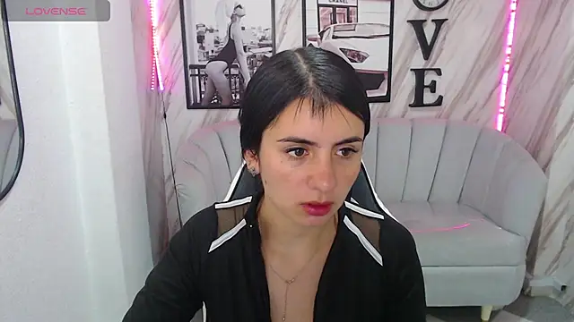  samantha b online show from March 1, 2025, 12:45 pm