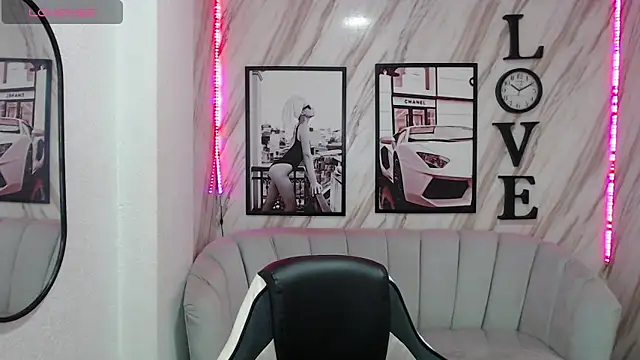  samantha b online show from March 7, 2025, 12:56 pm