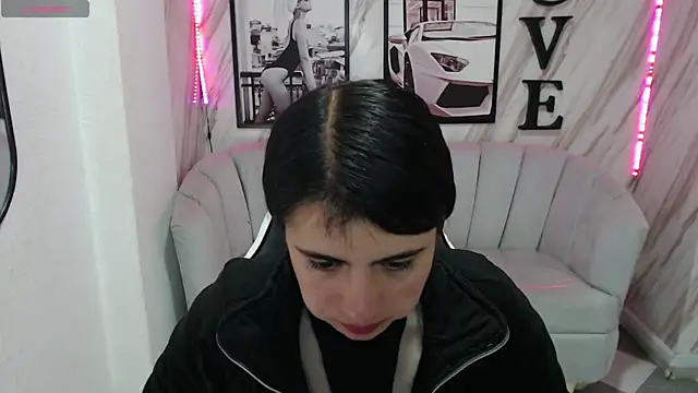  samantha b online show from March 14, 2025, 12:51 pm