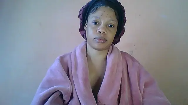 Snapshot of NAUGHTYSHALOTXX chatting on June 22, 2026, 8:44 am NAUGHTYSHALOTXX online show from June 22, 2026, 8:44 am