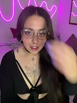 Mizztikaa online show from December 25, 2024, 5:05 am