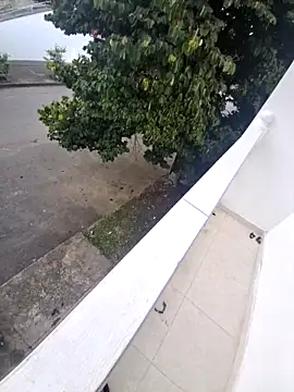 leoytessa 10 online show from September 17, 2025, 9:49 pm