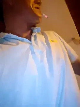 leoytessa 10 online show from October 15, 2025, 10:04 am