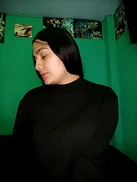 Nahiara velez online show from July 24, 2026, 12:52 am