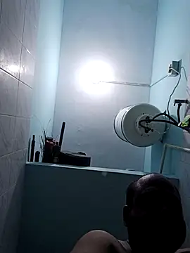 Maddy030686 online show from April 27, 2026, 12:58 pm