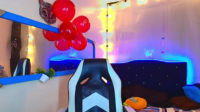 Damian latinxxx online show from February 14, 2025, 9:24 am