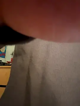 JohnnyDeep187 online show from November 18, 2025, 10:20 am