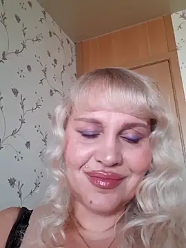 IsabellaBoni online show from April 4, 2026, 6:22 am