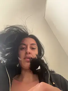 Snapshot of Catmila94 chatting on June 3, 2026, 2:55 pm Catmila94 online show from June 3, 2026, 2:55 pm