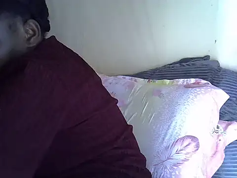 Snapshot of Sweet_serah chatting on November 20, 2025, 6:13 am Sweet serah online show from November 20, 2025, 6:13 am