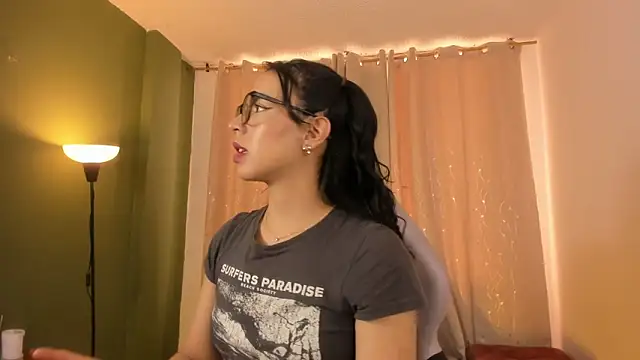 Zara dulce online show from March 17, 2026, 2:53 pm