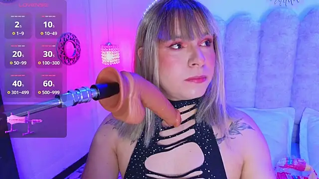 Snapshot of Vicky_Campbell_ chatting on March 22, 2025, 12:39 am Vicky Campbell online show from March 22, 2025, 12:39 am