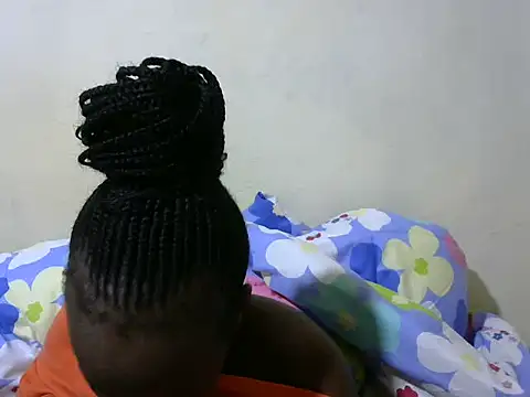 Snapshot of Thicky_kyla chatting on April 20, 2026, 7:26 pm Thicky kyla online show from April 20, 2026, 7:26 pm