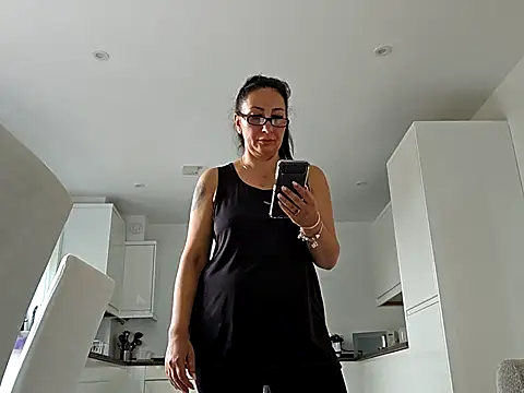 Snapshot of Misscorpion69 chatting on October 13, 2025, 12:05 pm Misscorpion69 online show from October 13, 2025, 12:05 pm