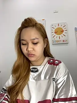 Odette68 online show from February 13, 2026, 1:12 am