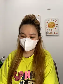 Odette68 online show from April 8, 2026, 1:05 am