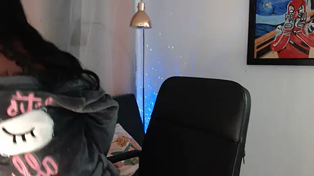 Suzanne abbey online show from February 17, 2026, 11:33 pm