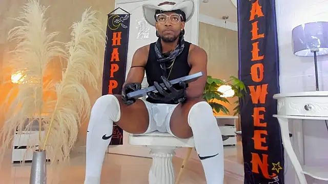 RicoBrown777  online show from October 30, 2025, 4:14 am