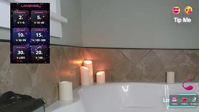 Snapshot of Blondebeauty6996 chatting on September 12, 2025, 6:24 am Blondebeauty6996 online show from September 12, 2025, 6:24 am