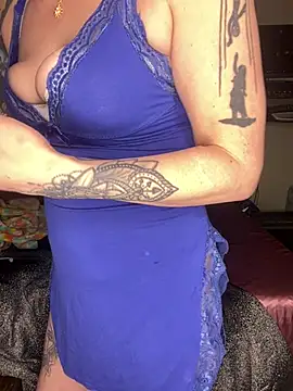 Snapshot of Blondebeauty6996 chatting on February 26, 2026, 10:47 am Blondebeauty6996 online show from February 26, 2026, 10:47 am