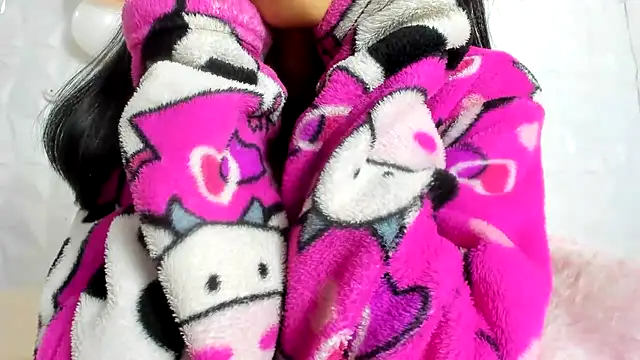 Snapshot of AndreaPinkNaughty chatting on January 26, 2025, 10:34 am AndreaPinkNaughty online show from January 26, 2025, 10:34 am