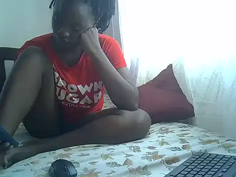 Snapshot of Amanda255 chatting on April 4, 2026, 12:46 pm Amanda255 online show from April 4, 2026, 12:46 pm