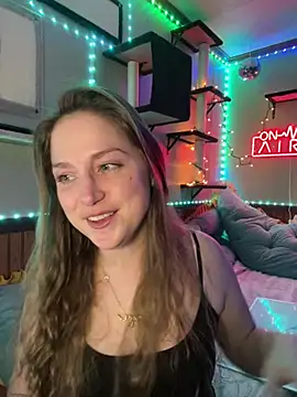 mirannacult online show from December 19, 2024, 9:07 am