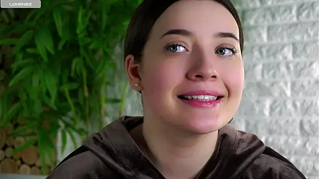 LowOncoming online show from March 30, 2026, 4:46 am