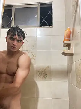 Snapshot of Mentriplex chatting on November 10, 2025, 4:11 am Mentriplex online show from November 10, 2025, 4:11 am