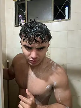 Snapshot of Mentriplex chatting on April 11, 2026, 3:55 am Mentriplex online show from April 11, 2026, 3:55 am