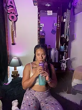 iam valery online show from September 16, 2025, 7:15 pm