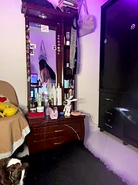 iam valery online show from September 19, 2025, 7:03 pm