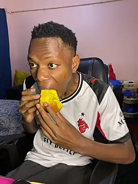 Snapshot of fireboyafrica chatting on July 6, 2026, 7:05 pm fireboyafrica online show from July 6, 2026, 7:05 pm
