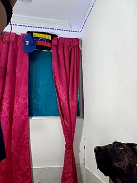 Michelle Brito1 online show from February 26, 2026, 1:54 pm