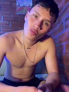 pipeynick online show from September 19, 2025, 12:45 am