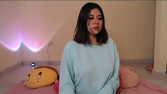  maiahairy  online show from January 22, 2025, 12:06 pm