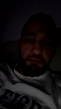 Snapshot of Reeeks69 chatting on February 11, 2025, 3:08 am Reeeks69 online show from February 11, 2025, 3:08 am