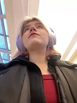 Baby  Naughty online show from December 21, 2024, 10:06 am