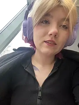 Baby  Naughty online show from January 13, 2025, 12:13 pm