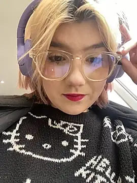 Baby  Naughty online show from February 18, 2025, 11:22 am