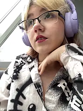 Baby  Naughty online show from March 14, 2025, 11:12 am