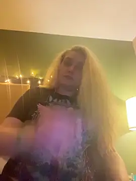 Lalalynn online show from March 14, 2026, 10:21 am