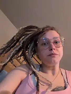 Snapshot of Lalalynn chatting on July 31, 2026, 5:45 pm Lalalynn online show from July 31, 2026, 5:45 pm