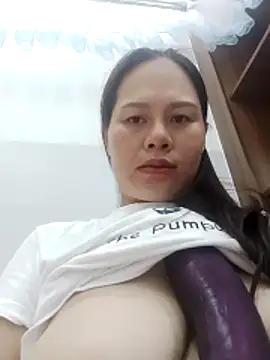 Snapshot of Baby-ladyass20 chatting on June 3, 2026, 2:14 am Baby-ladyass20 online show from June 3, 2026, 2:14 am