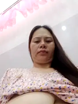 Snapshot of Baby-ladyass20 chatting on June 7, 2026, 2:21 pm Baby-ladyass20 online show from June 7, 2026, 2:21 pm